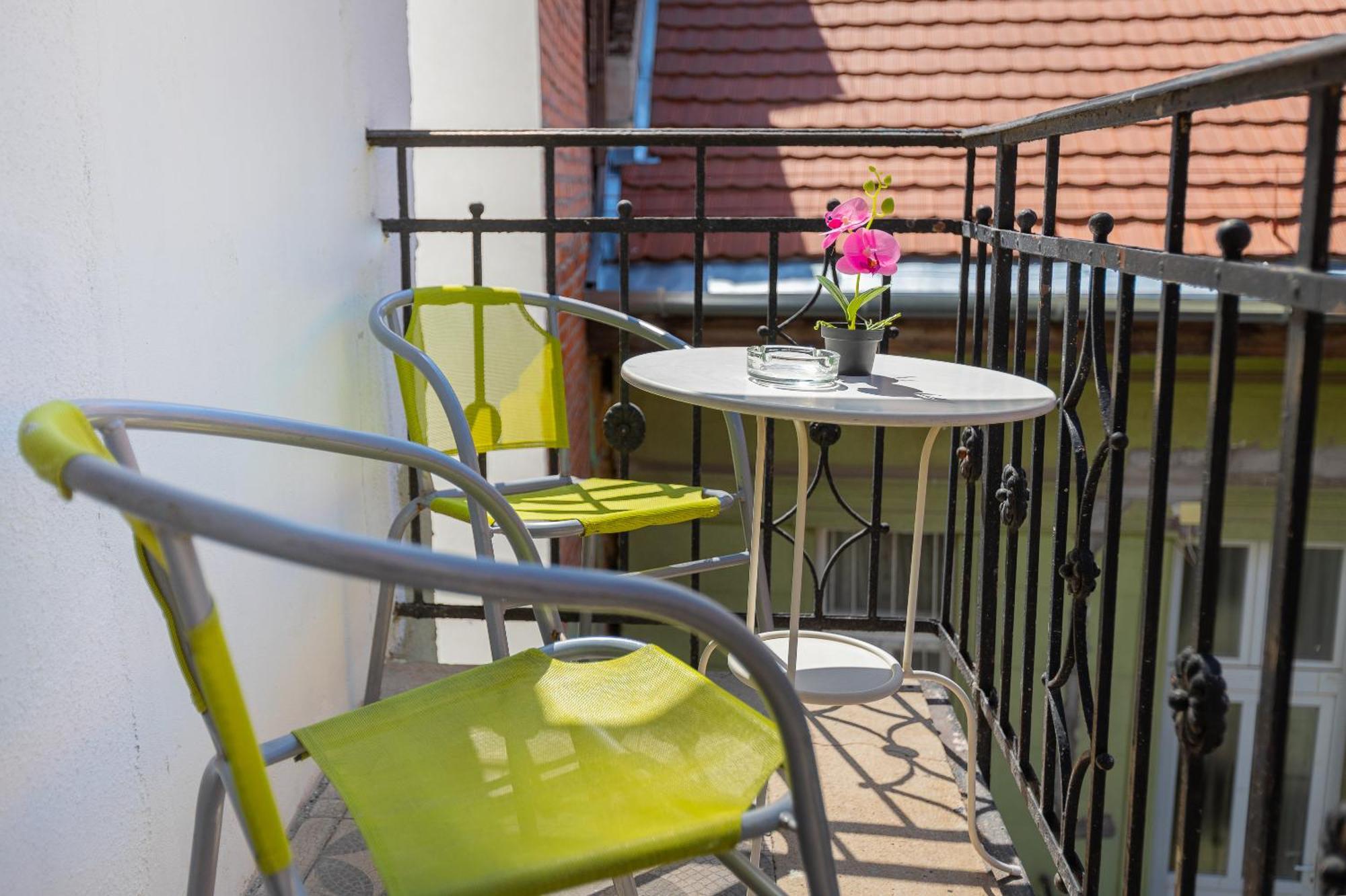 Iranyi Appartement *