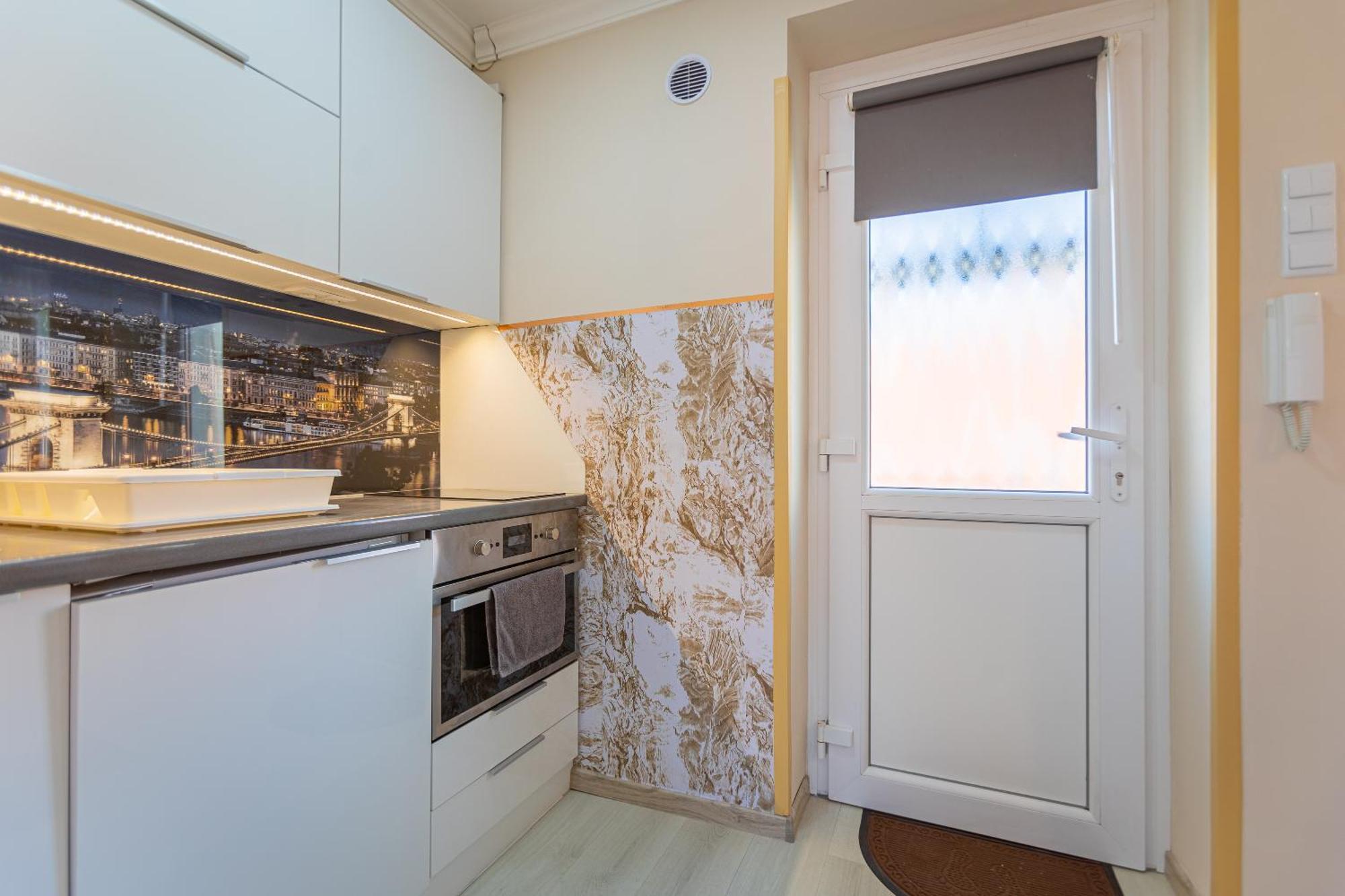 Iranyi Appartement